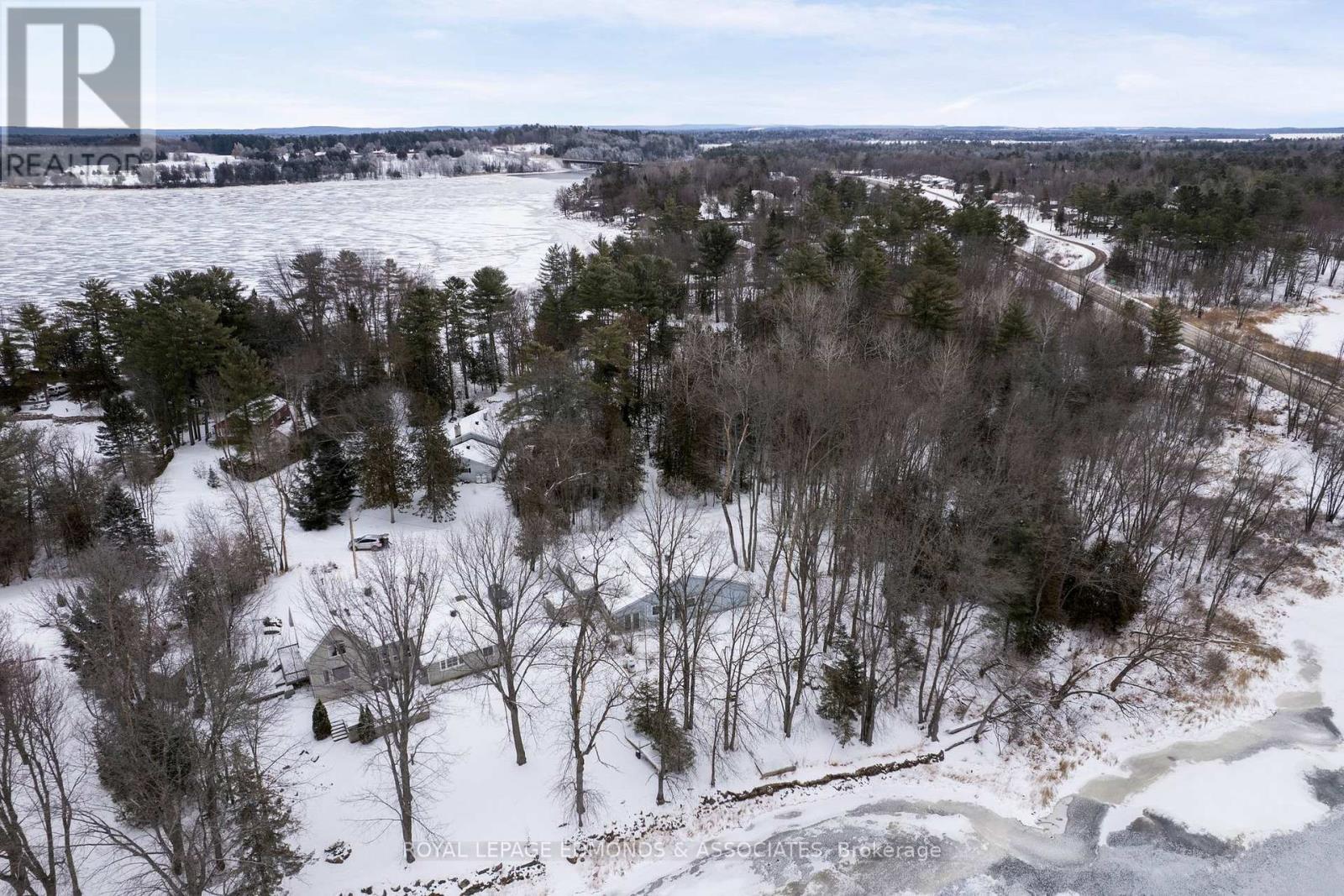 












731 FRANCIE LANE

,
Laurentian Valley,




Ontario
K8A6W2

