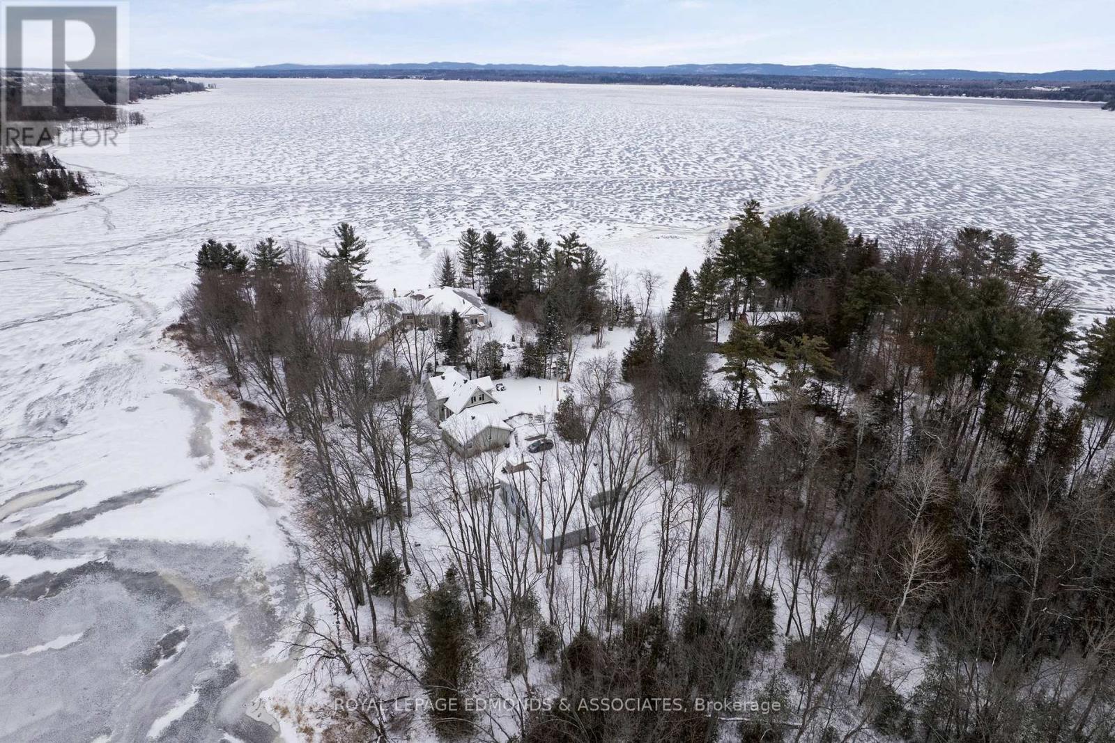 












731 FRANCIE LANE

,
Laurentian Valley,




Ontario
K8A6W2

