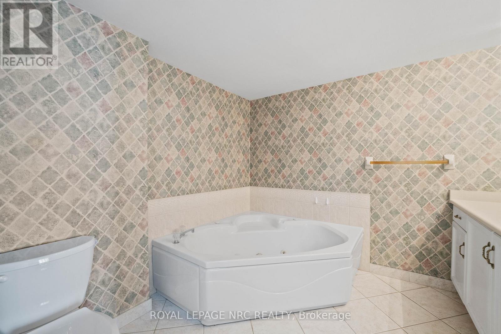 












605 - 162 MARTINDALE ROAD

,
St. Catharines,




Ontario
L2S3S4

