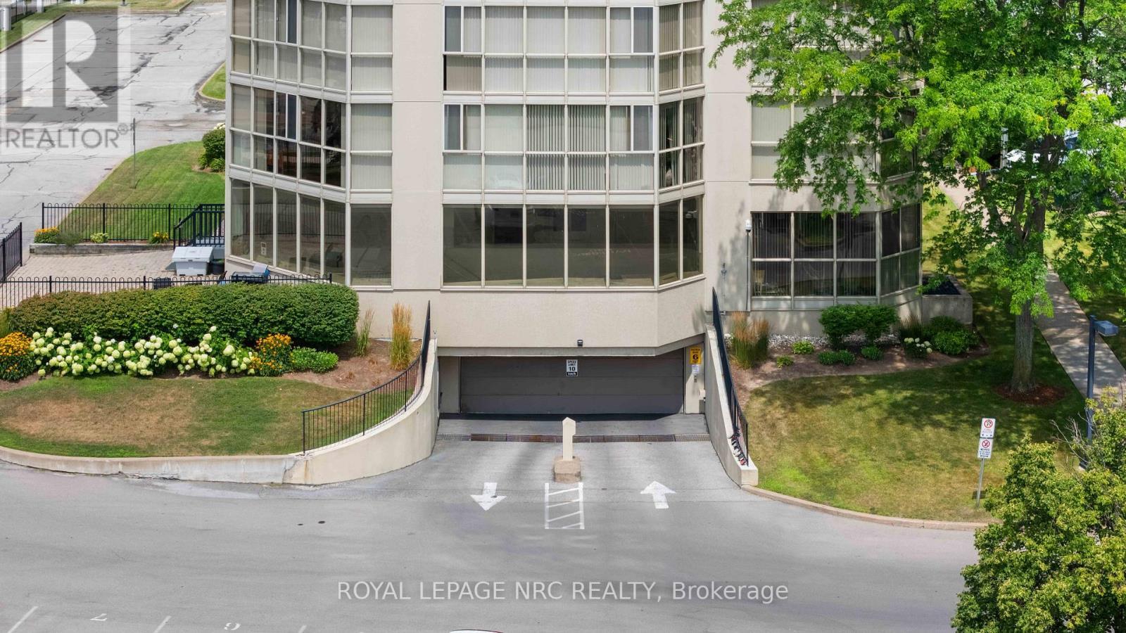 












605 - 162 MARTINDALE ROAD

,
St. Catharines,




Ontario
L2S3S4

