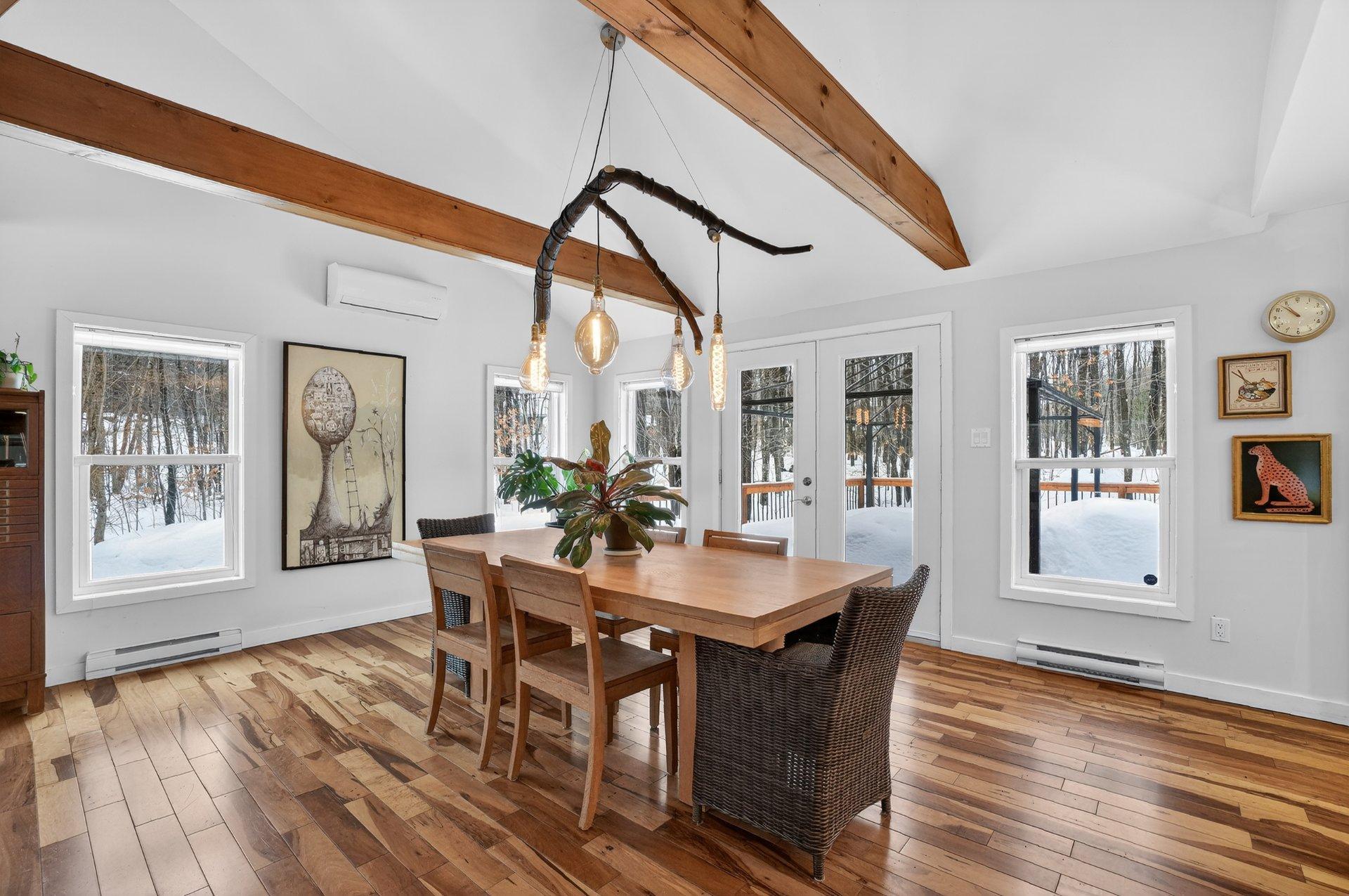 









263


Rue du Havre

,
Saint-Colomban,




QC
J5K2V8

