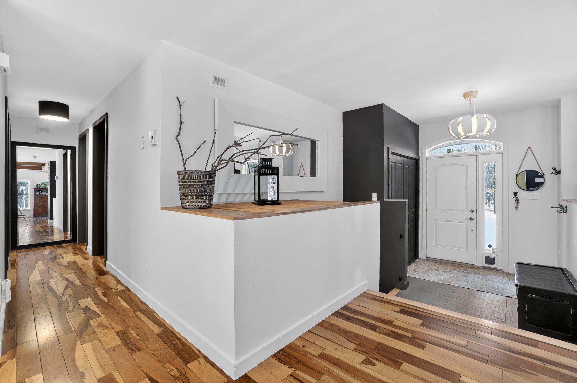 









263


Rue du Havre

,
Saint-Colomban,




QC
J5K2V8


