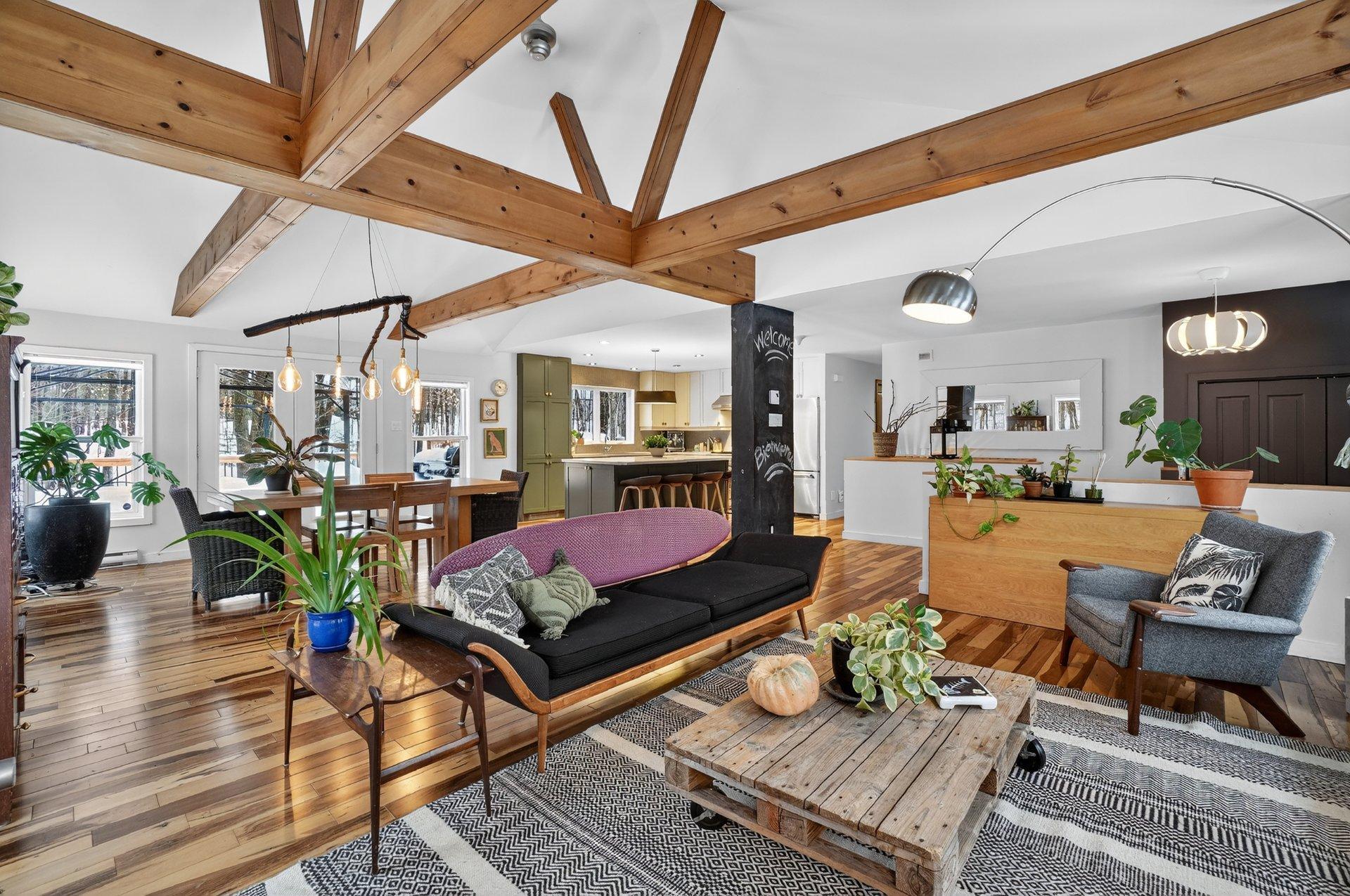 









263


Rue du Havre

,
Saint-Colomban,




QC
J5K2V8

