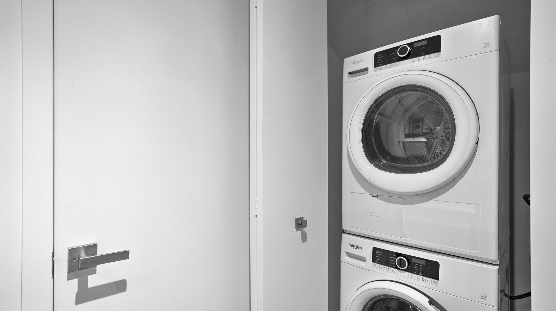 









1160


Rue MacKay

, 2305,
Montréal (Ville-Marie),




QC
H3G2H4

