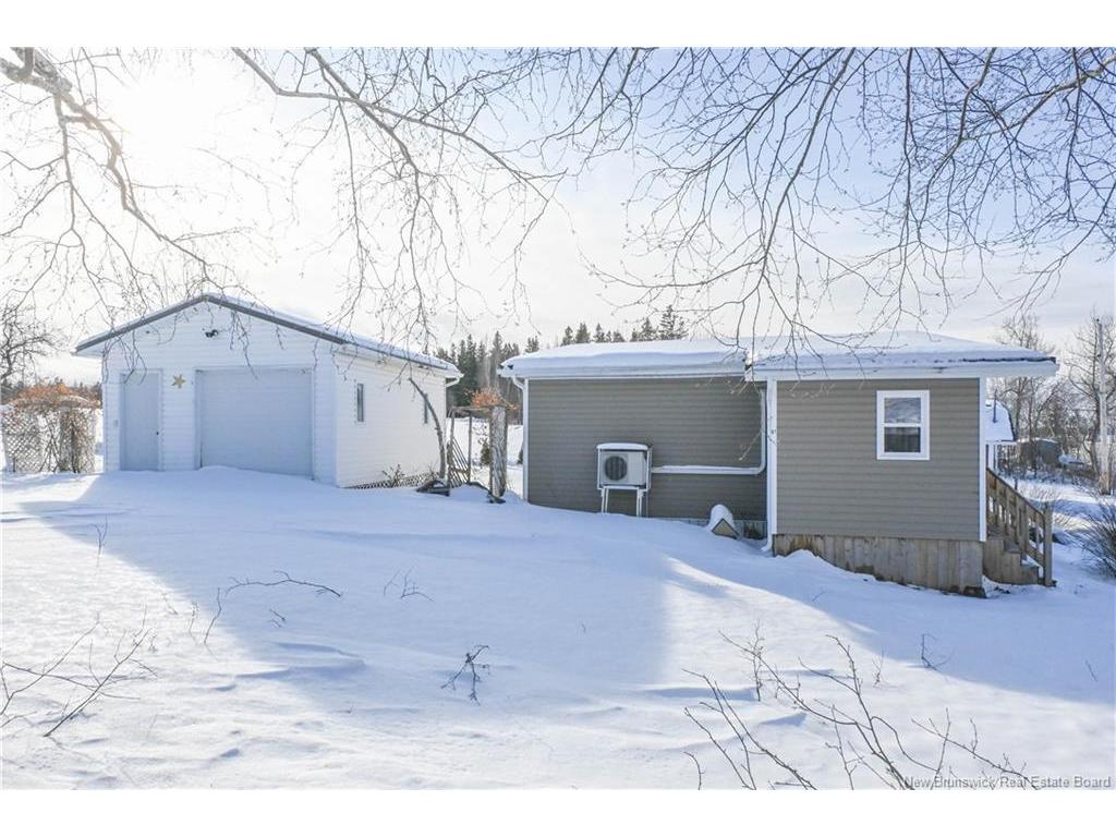 









51


Emile-Normand

LANE,
Landry Office,




NB
E8P 2G8

