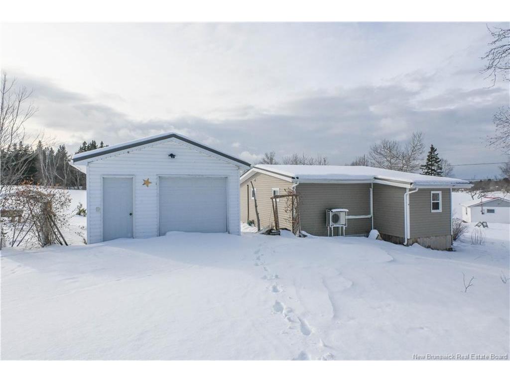 









51


Emile-Normand

LANE,
Landry Office,




NB
E8P 2G8

