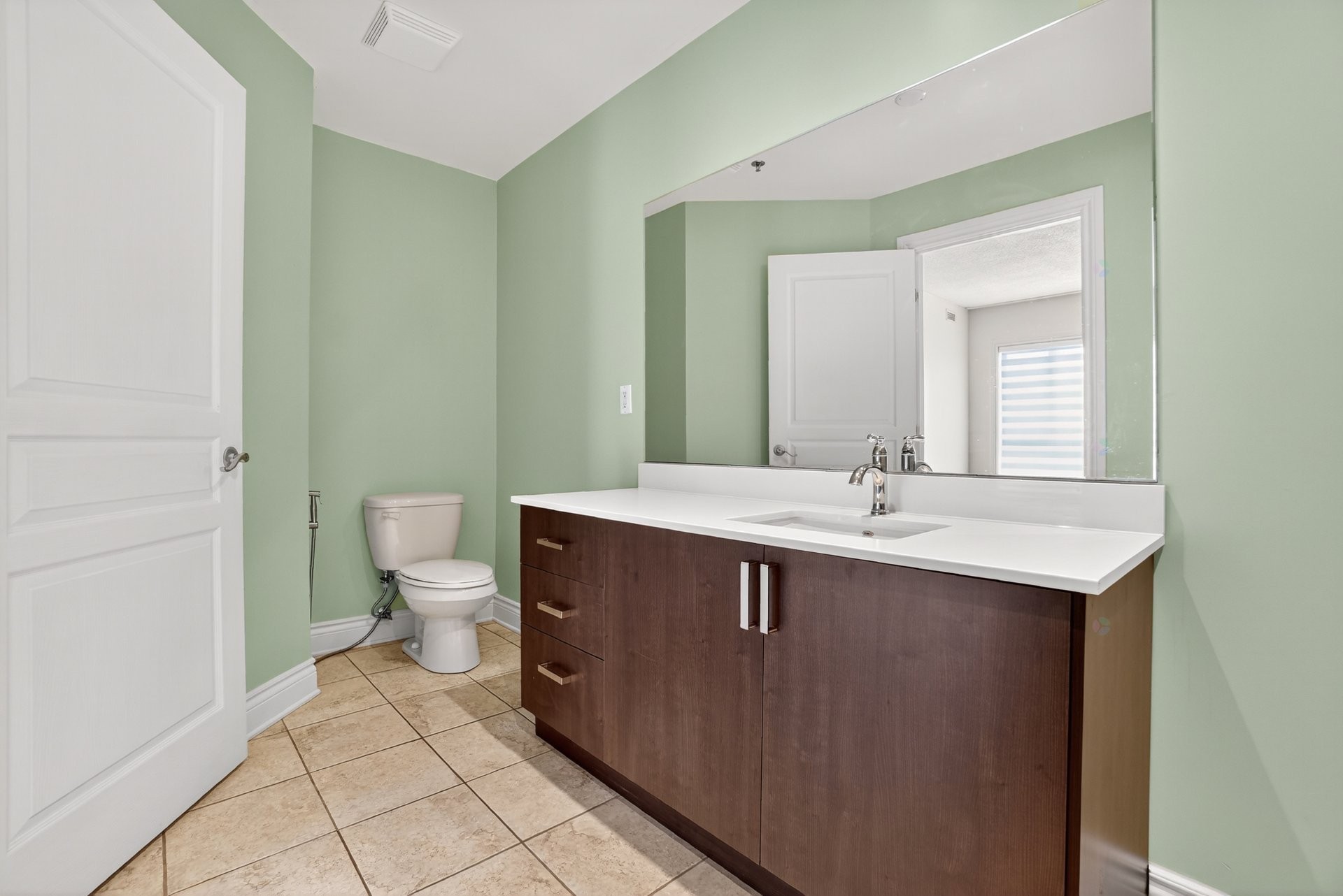 









110


Rue Barnett

, 401,
Dollard-des-Ormeaux,




QC
H9G3C7

