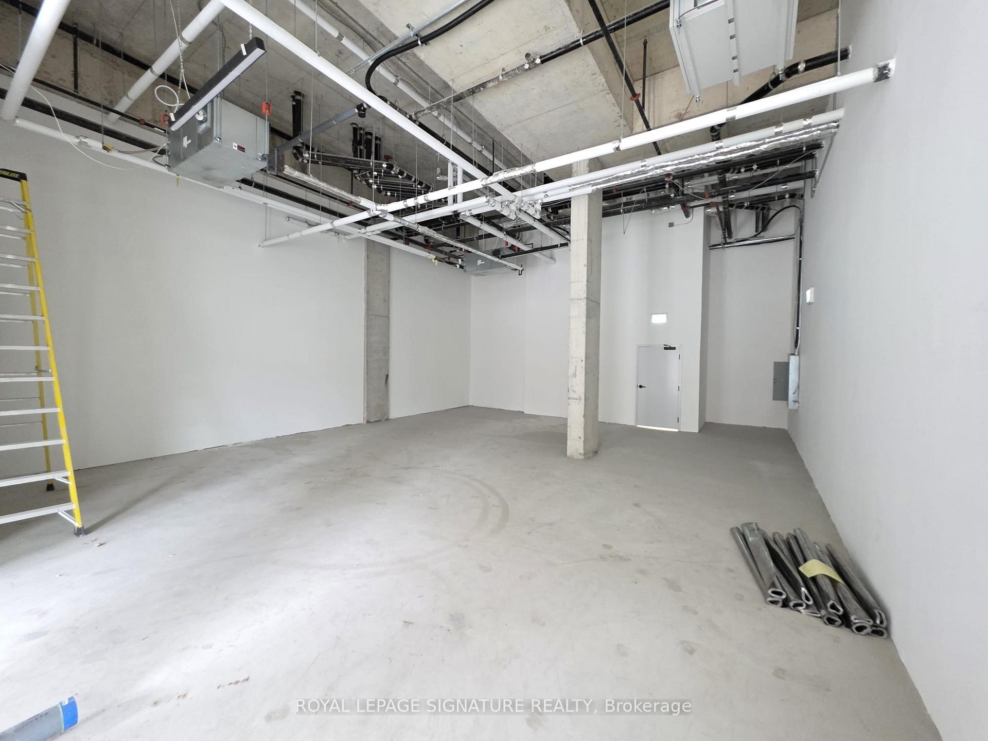 









500


Wilson

Avenue, 33,
Toronto,




ON
M3H 0E5

