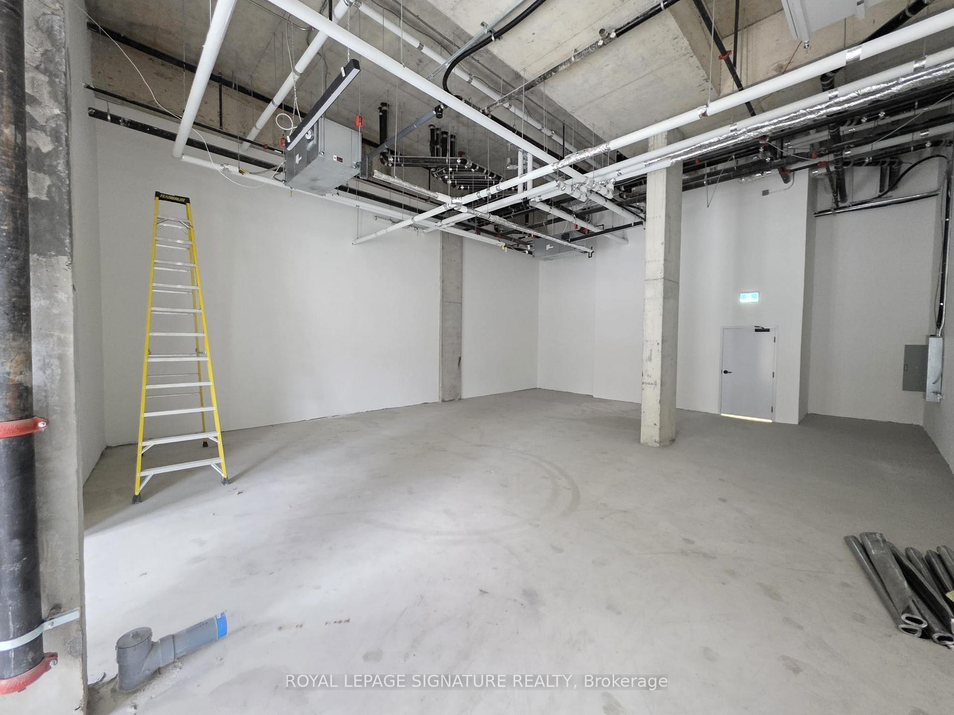 









500


Wilson

Avenue, 33,
Toronto,




ON
M3H 0E5

