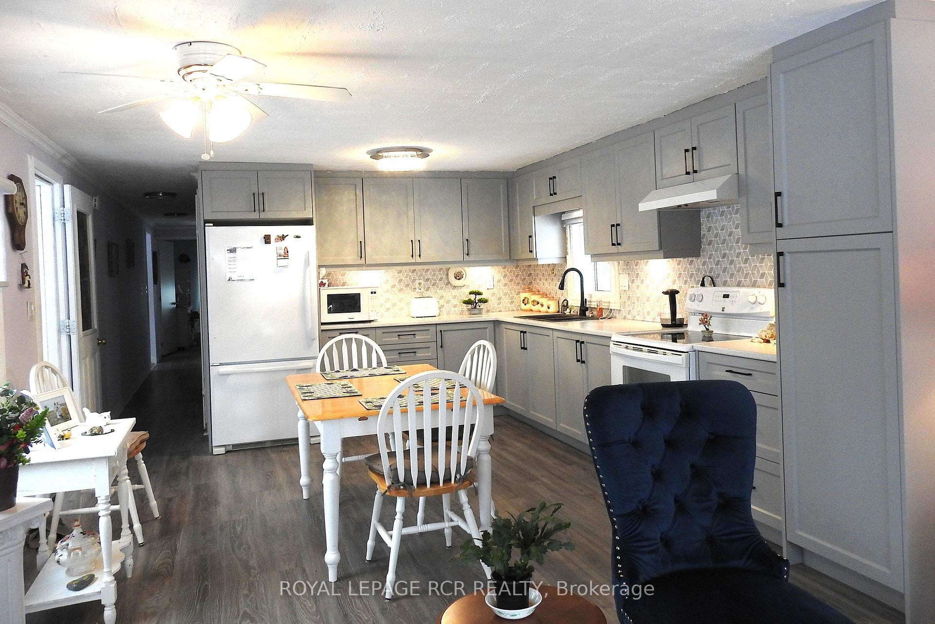 









8


Claremont

Crescent,
Oro-Medonte,




ON
L3V 0P9

