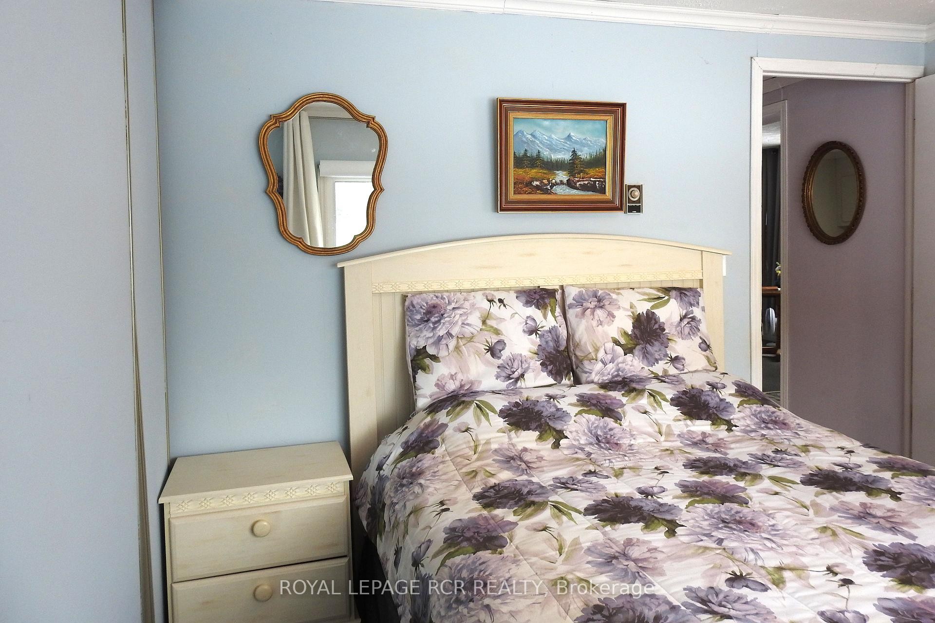 









8


Claremont

Crescent,
Oro-Medonte,




ON
L3V 0P9

