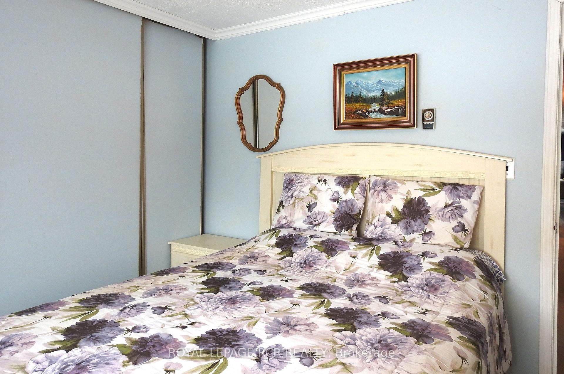 









8


Claremont

Crescent,
Oro-Medonte,




ON
L3V 0P9

