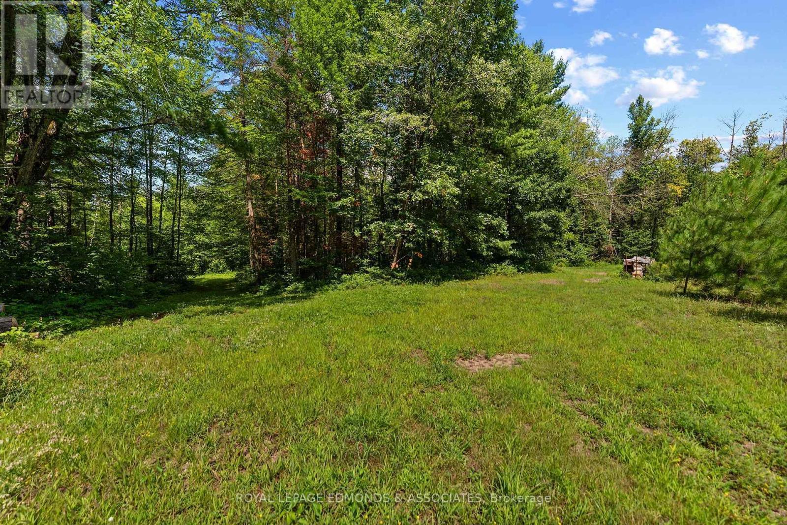 












0000 NANGOR TRAIL

,
Whitewater Region,







Ontario
K0J2L0

