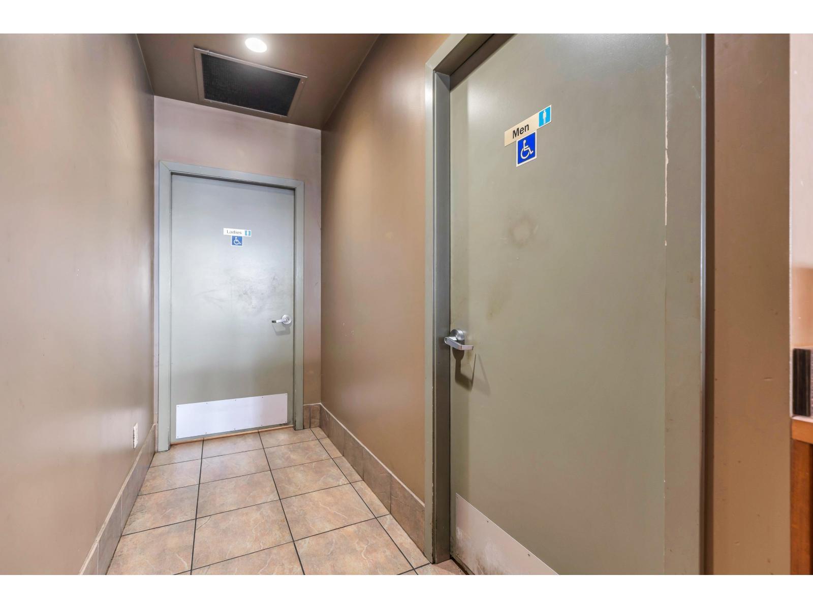 












71 32500 SOUTH FRASER WAY

,
Abbotsford,




British Columbia
V2T4W1

