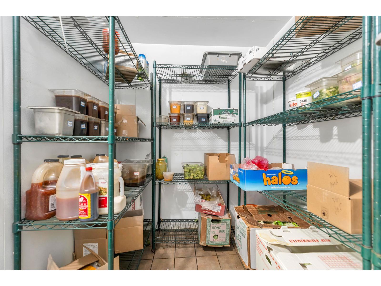 












71 32500 SOUTH FRASER WAY

,
Abbotsford,




British Columbia
V2T4W1

