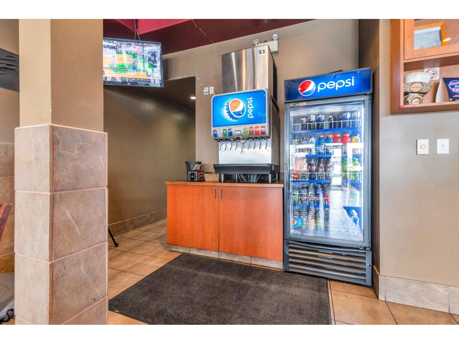 












71 32500 SOUTH FRASER WAY

,
Abbotsford,




British Columbia
V2T4W1

