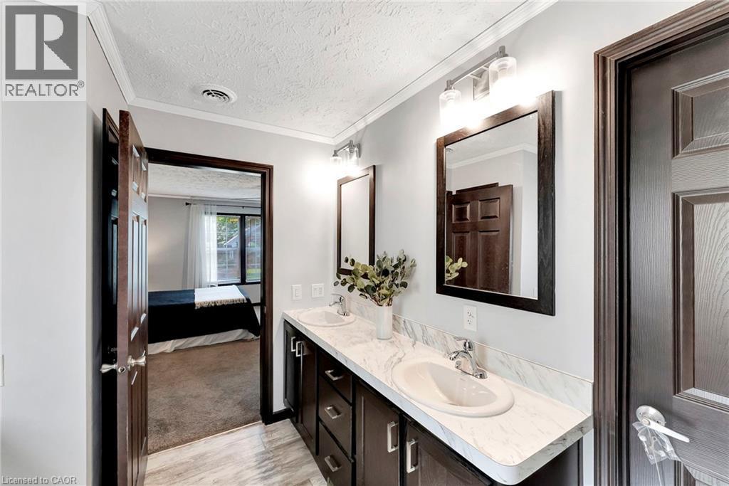 












4881 MAPLEVIEW Crescent

,
Port Colborne,




Ontario
L0S1R0

