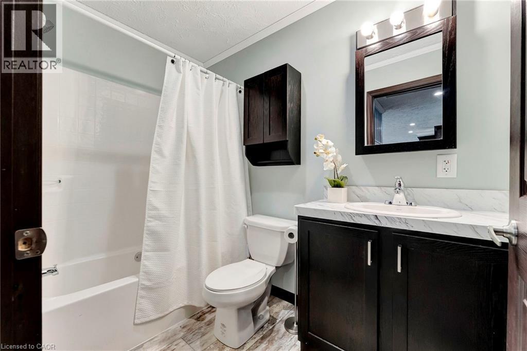 












4881 MAPLEVIEW Crescent

,
Port Colborne,




Ontario
L0S1R0


