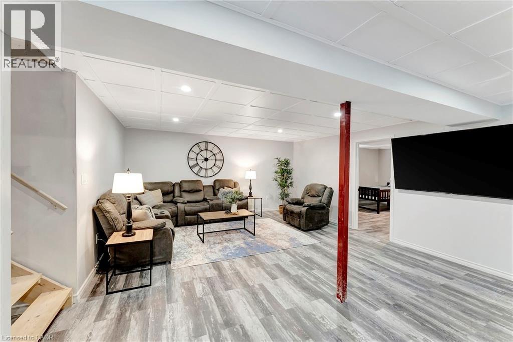 












4881 MAPLEVIEW Crescent

,
Port Colborne,




Ontario
L0S1R0

