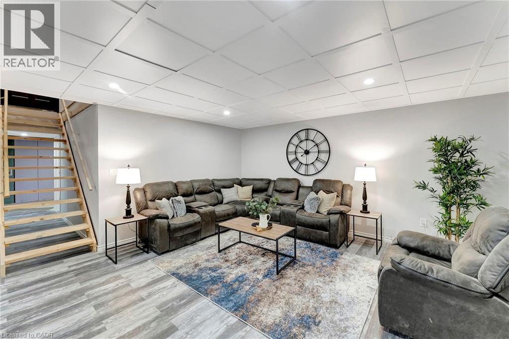 












4881 MAPLEVIEW Crescent

,
Port Colborne,




Ontario
L0S1R0

