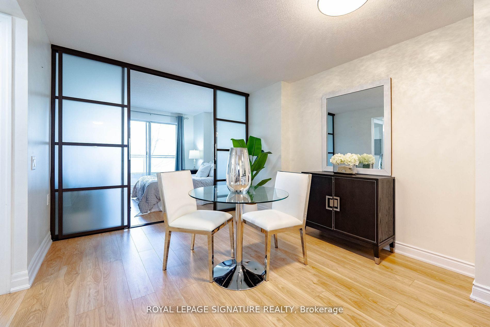 









21


Hillcrest

Avenue, 209,
Toronto,




ON
M2N 7K2


