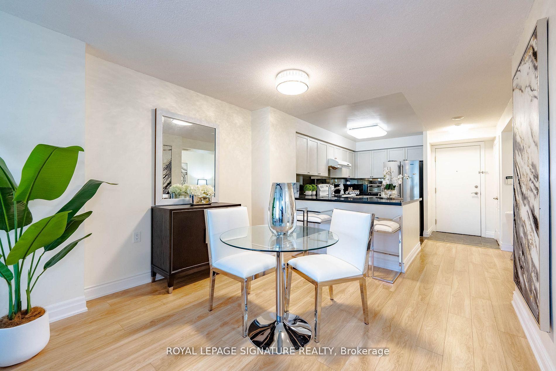 









21


Hillcrest

Avenue, 209,
Toronto,




ON
M2N 7K2

