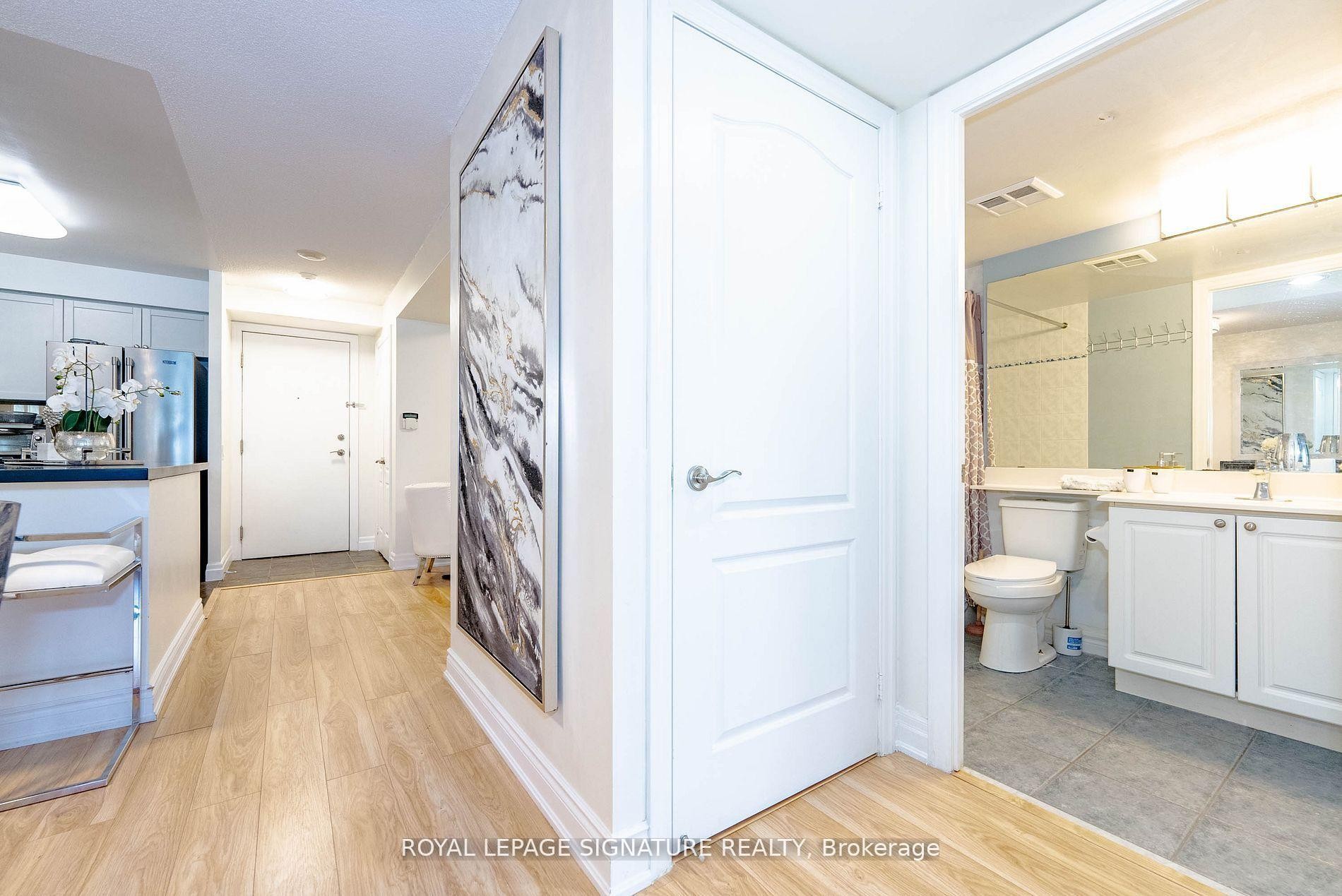 









21


Hillcrest

Avenue, 209,
Toronto,




ON
M2N 7K2

