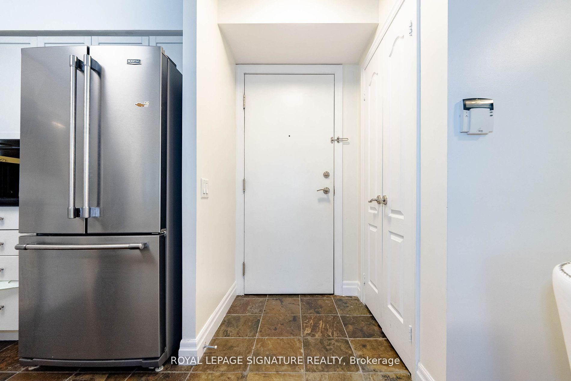 









21


Hillcrest

Avenue, 209,
Toronto,




ON
M2N 7K2

