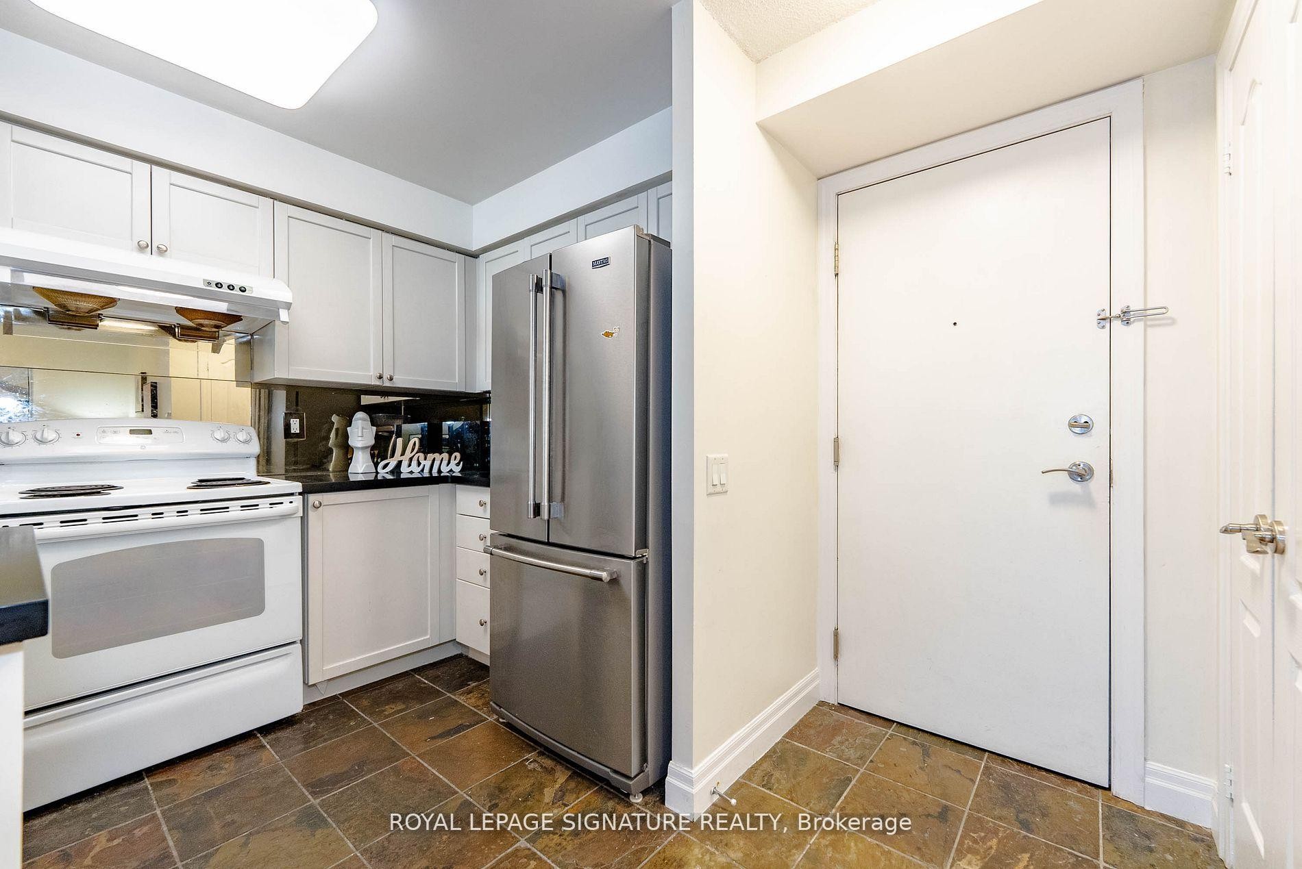 









21


Hillcrest

Avenue, 209,
Toronto,




ON
M2N 7K2

