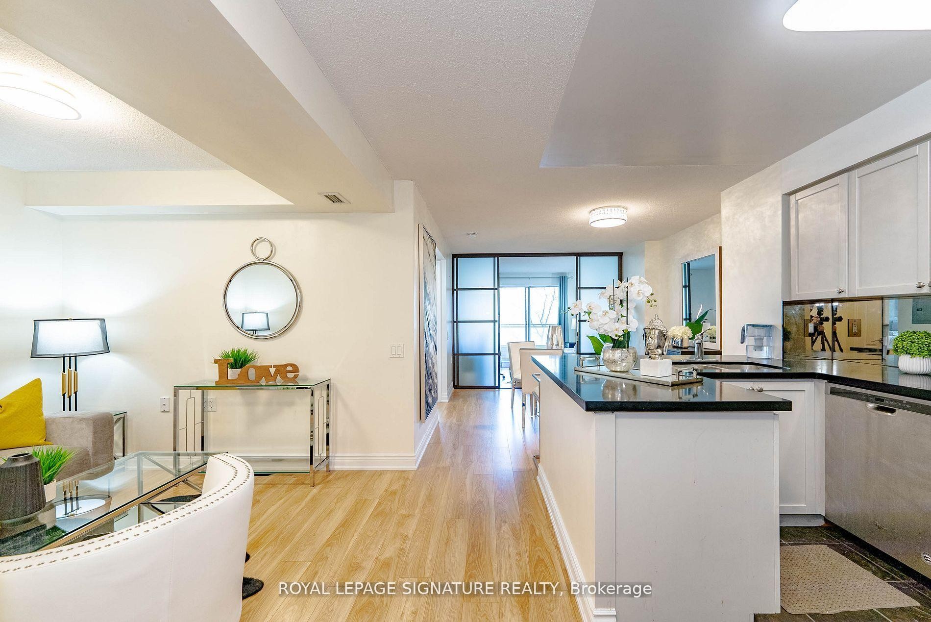 









21


Hillcrest

Avenue, 209,
Toronto,




ON
M2N 7K2

