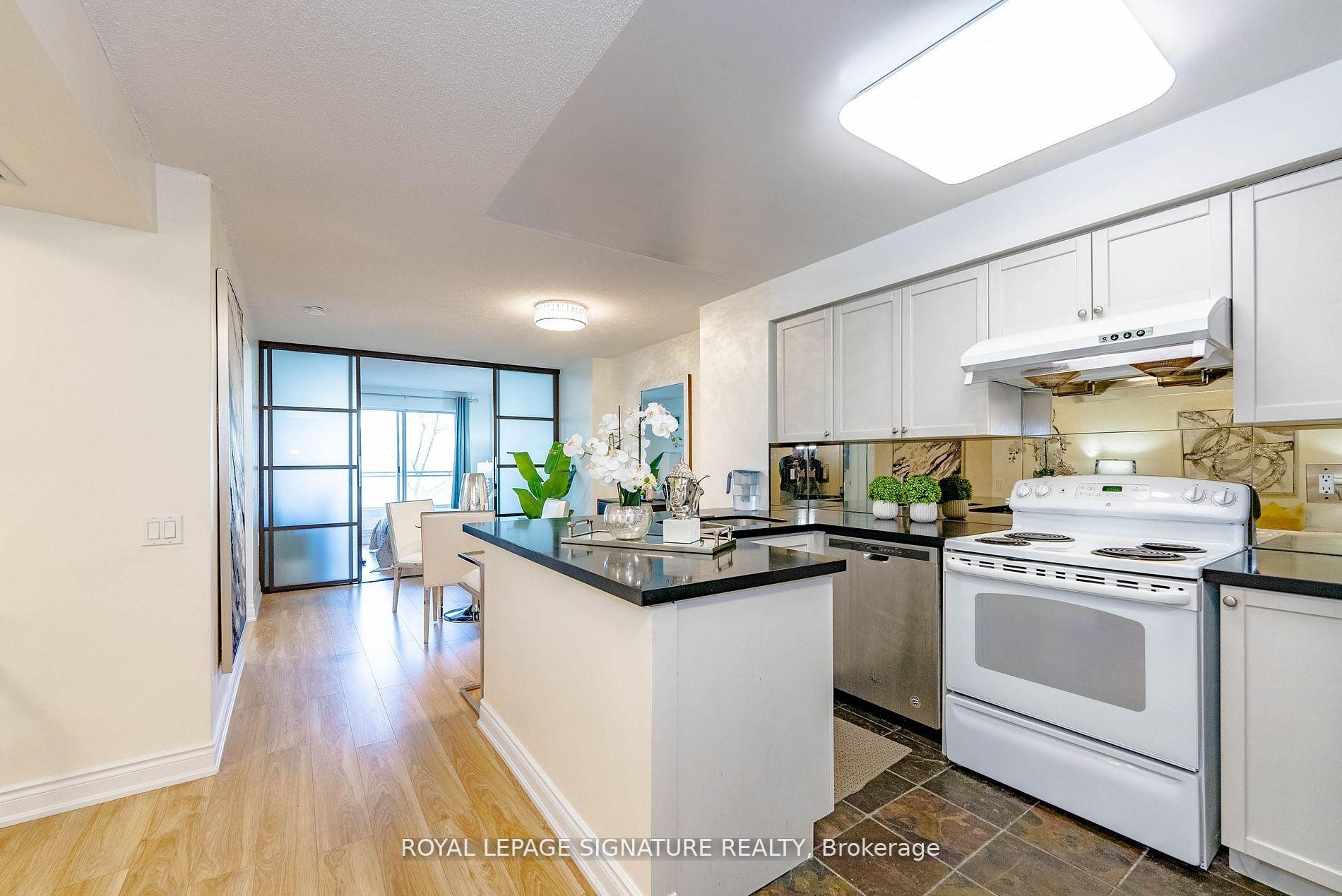 









21


Hillcrest

Avenue, 209,
Toronto,




ON
M2N 7K2

