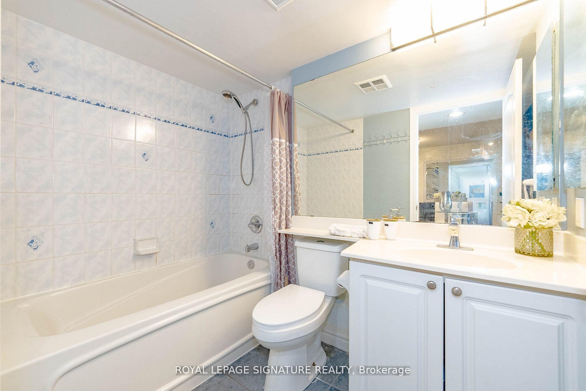 









21


Hillcrest

Avenue, 209,
Toronto,




ON
M2N 7K2

