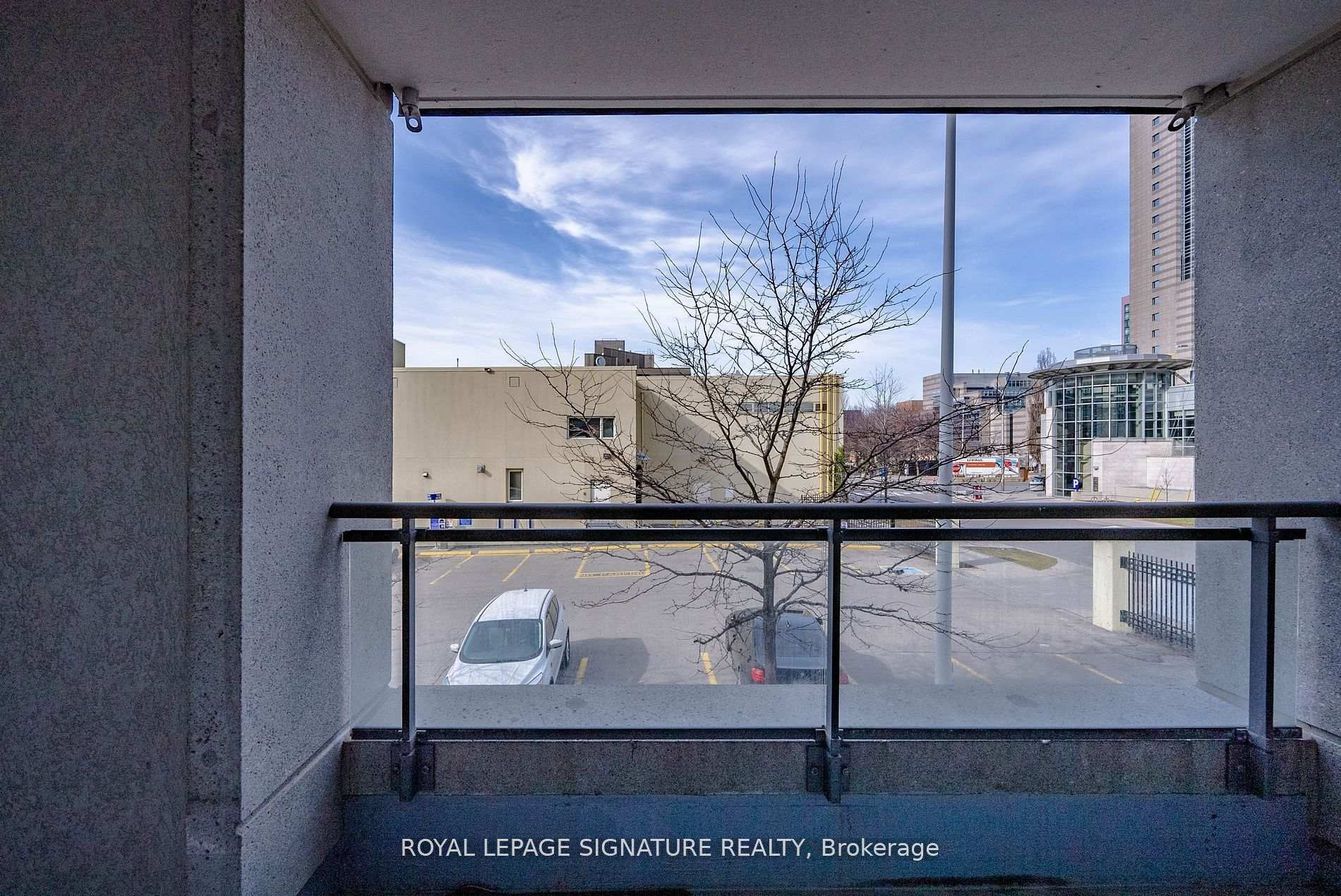 









21


Hillcrest

Avenue, 209,
Toronto,




ON
M2N 7K2

