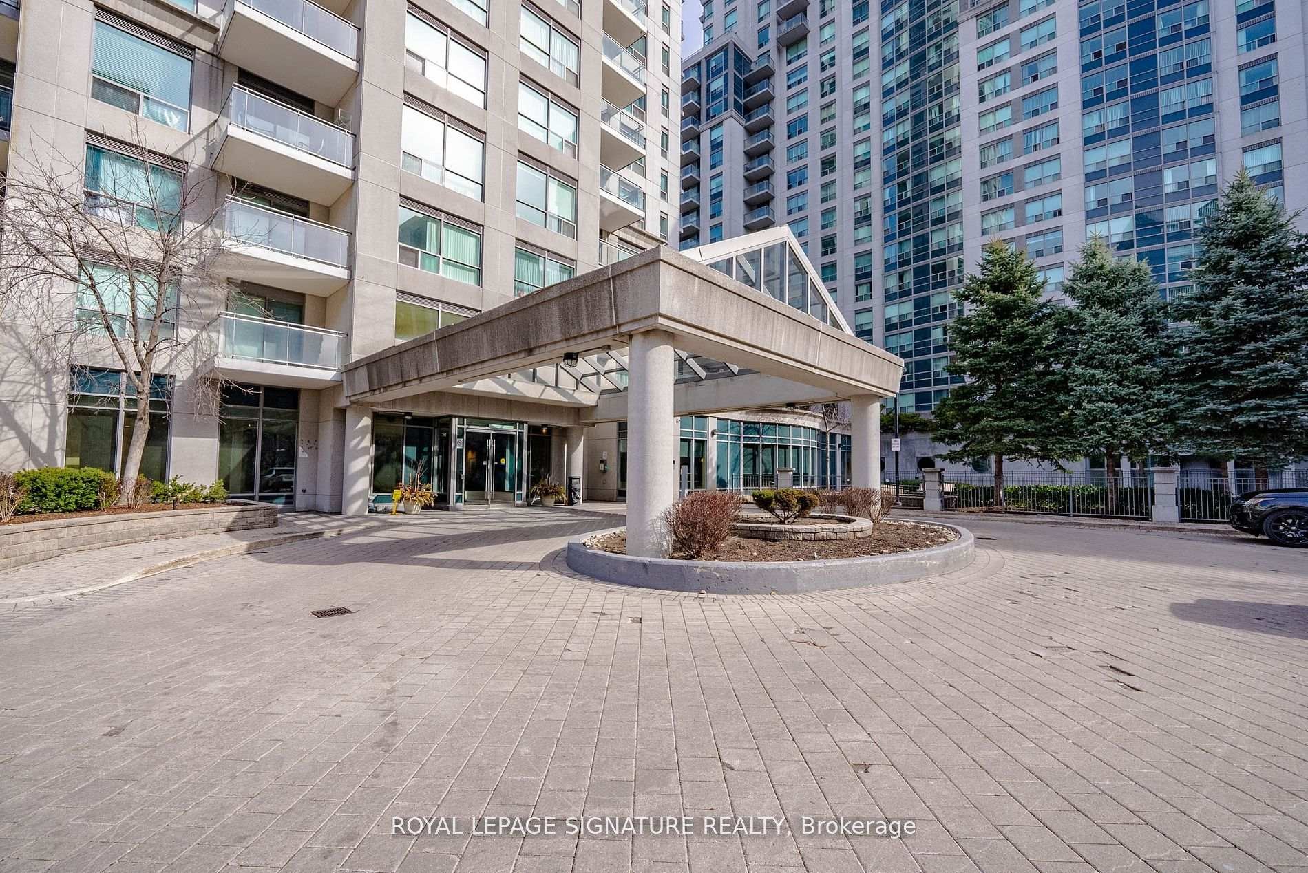 









21


Hillcrest

Avenue, 209,
Toronto,




ON
M2N 7K2

