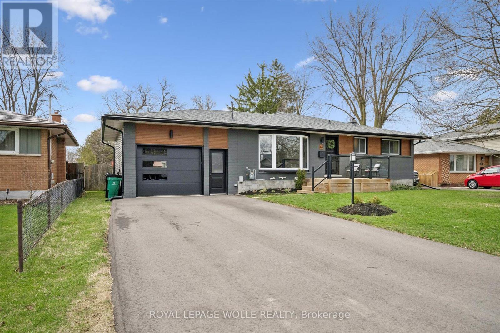 












65 SCHWEITZER STREET

,
Kitchener,




Ontario
N2K1B5


