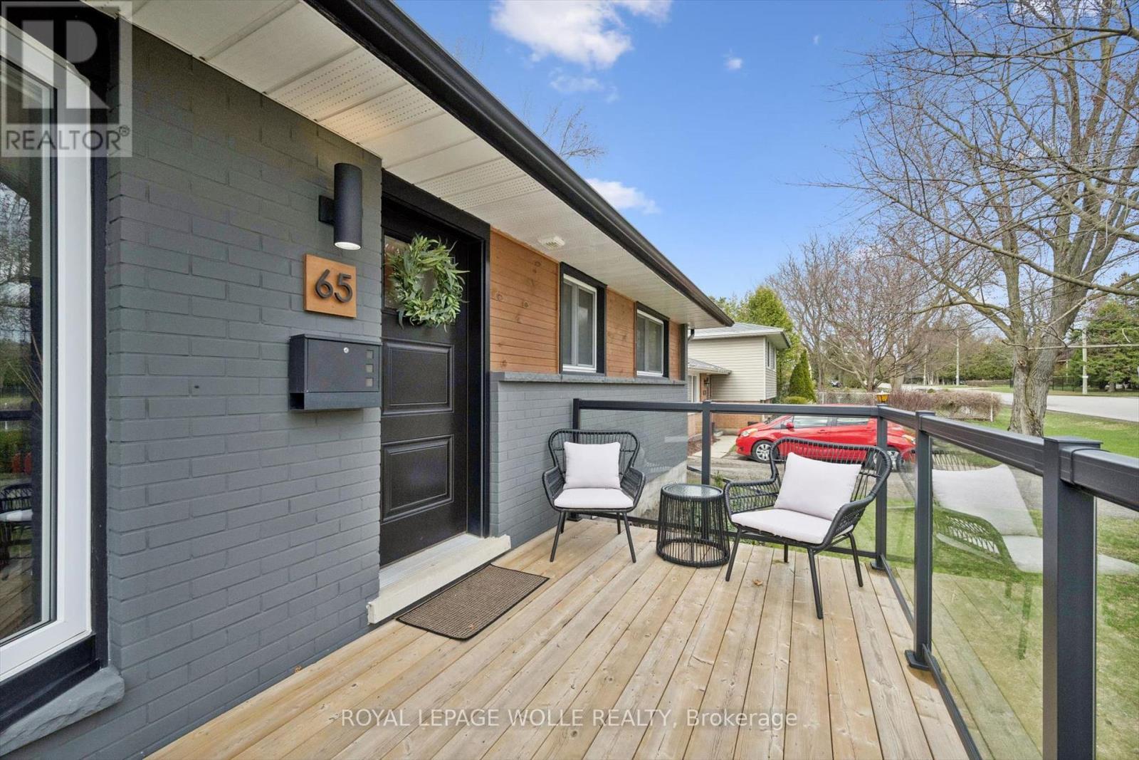












65 SCHWEITZER STREET

,
Kitchener,




Ontario
N2K1B5

