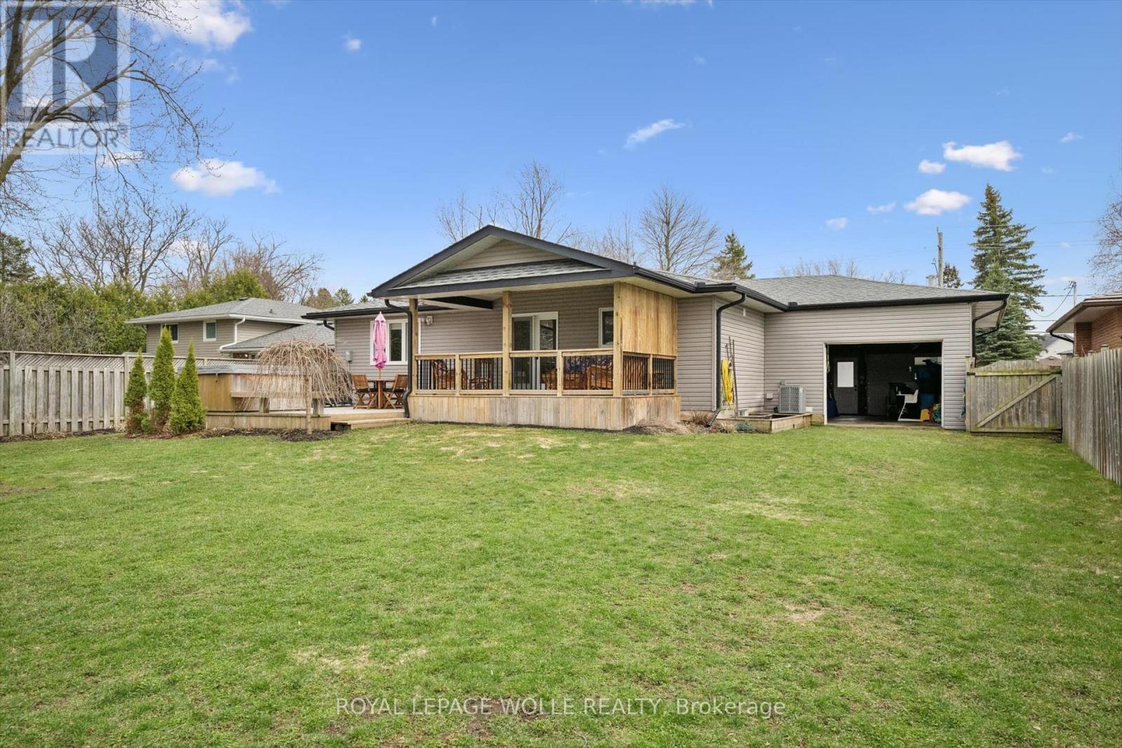 












65 SCHWEITZER STREET

,
Kitchener,




Ontario
N2K1B5

