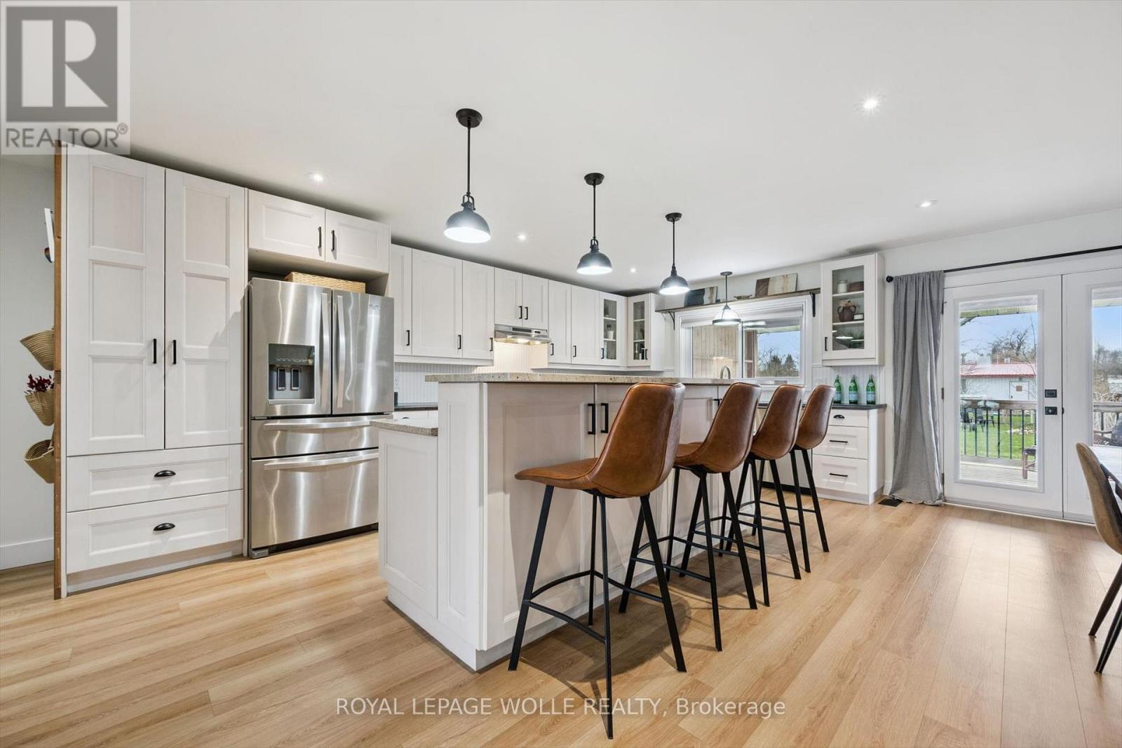 












65 SCHWEITZER STREET

,
Kitchener,




Ontario
N2K1B5

