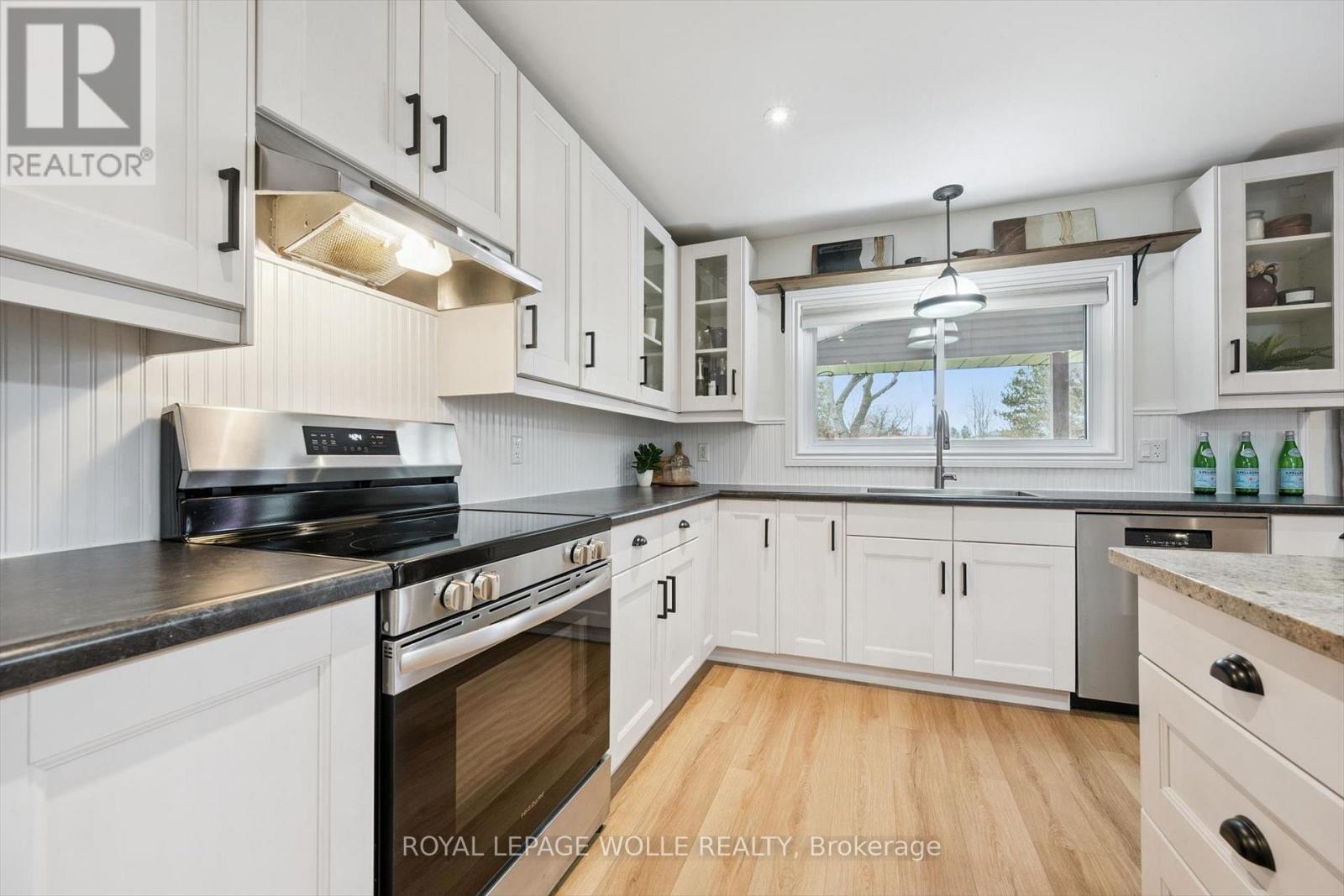












65 SCHWEITZER STREET

,
Kitchener,




Ontario
N2K1B5

