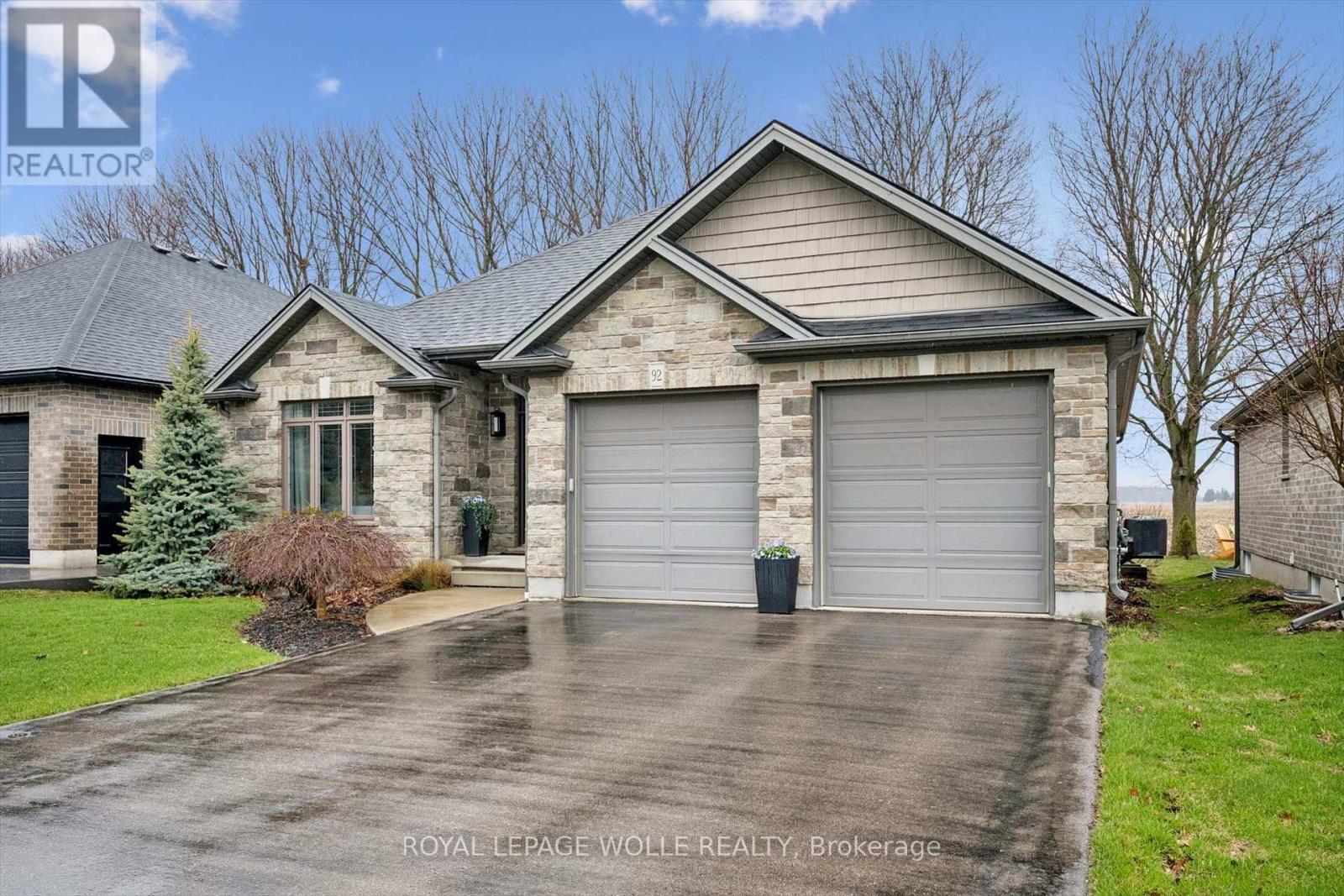 












92 JACOB STREET W

,
East Zorra-Tavistock,




Ontario
N0B2R0

