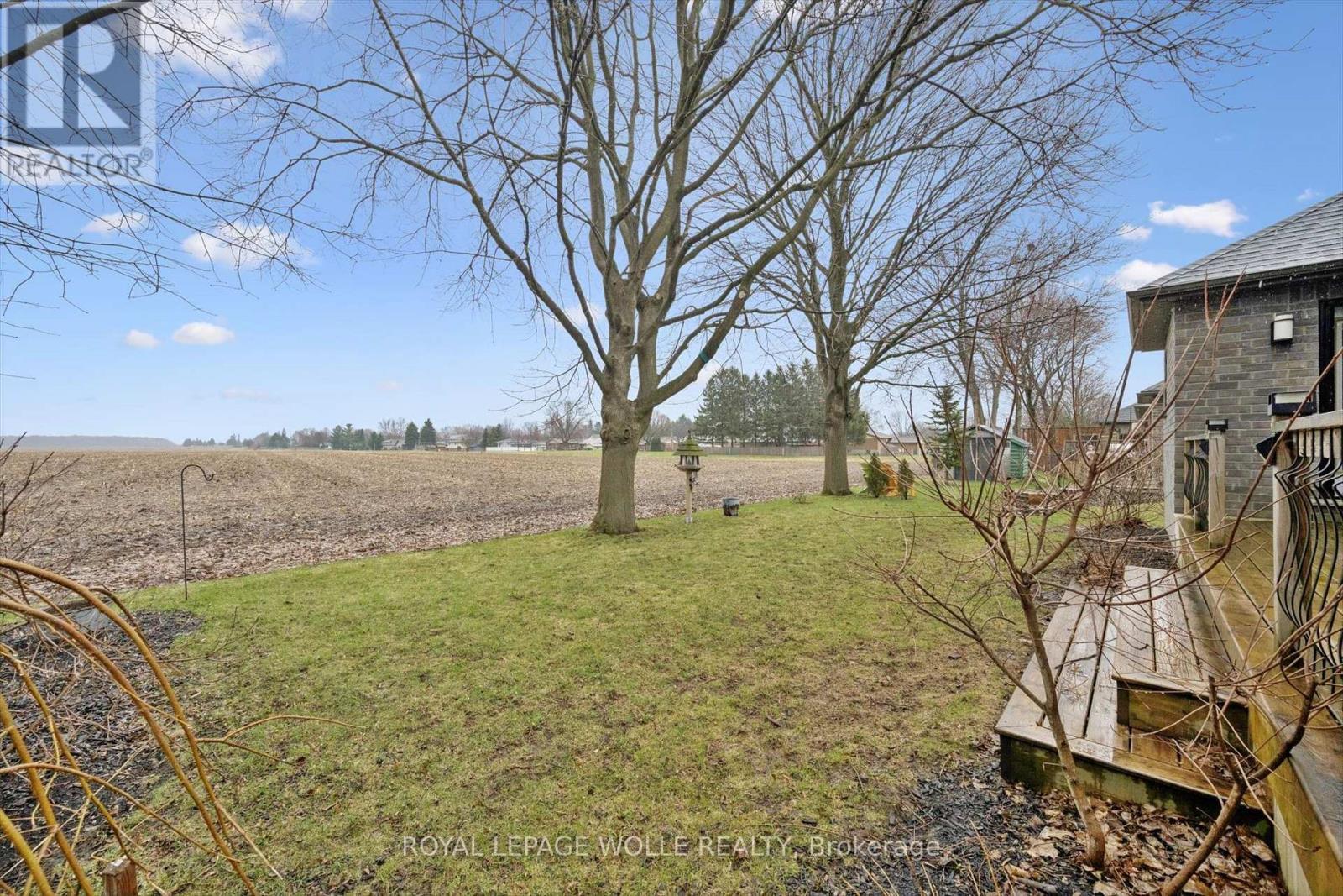 












92 JACOB STREET W

,
East Zorra-Tavistock,




Ontario
N0B2R0

