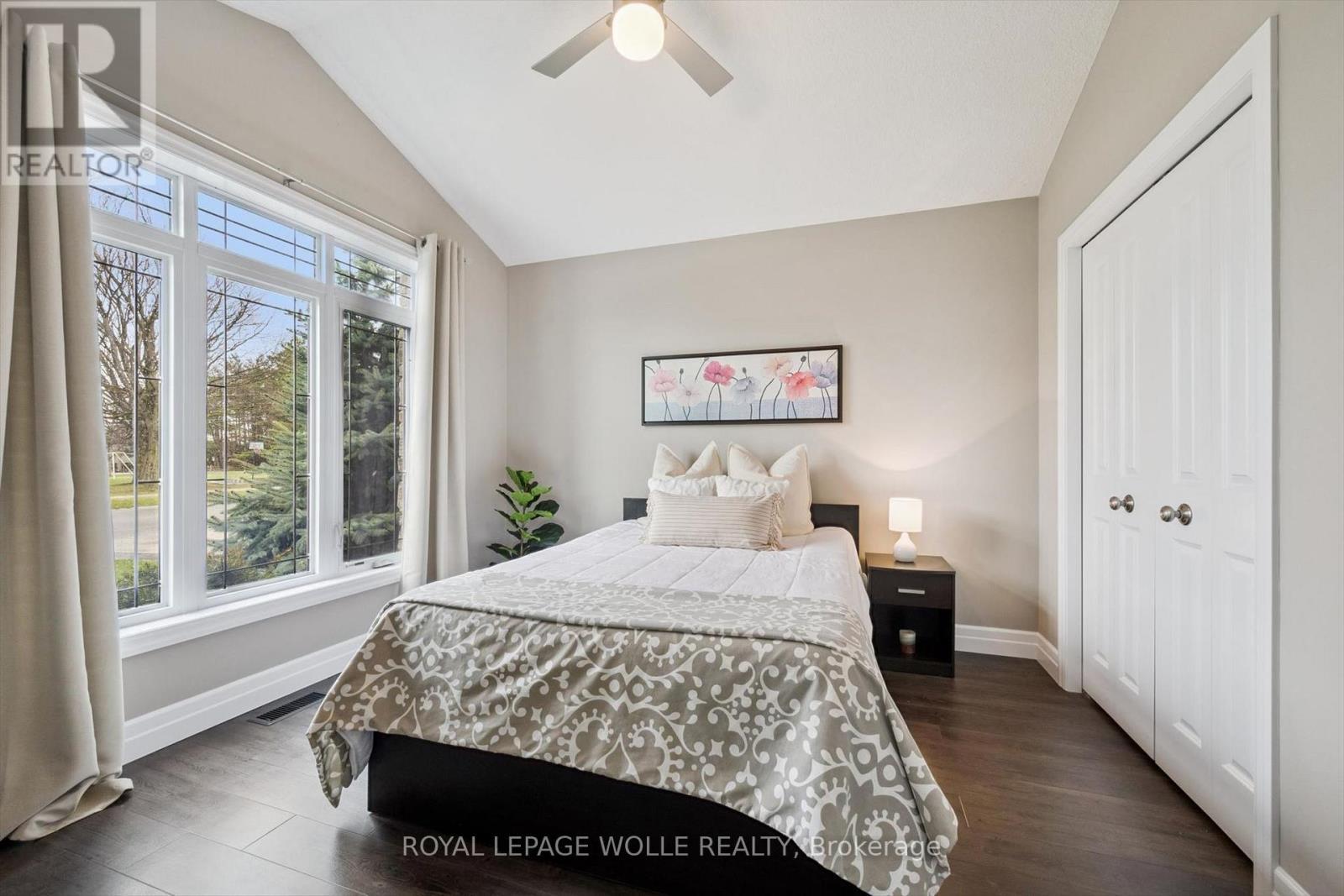 












92 JACOB STREET W

,
East Zorra-Tavistock,




Ontario
N0B2R0

