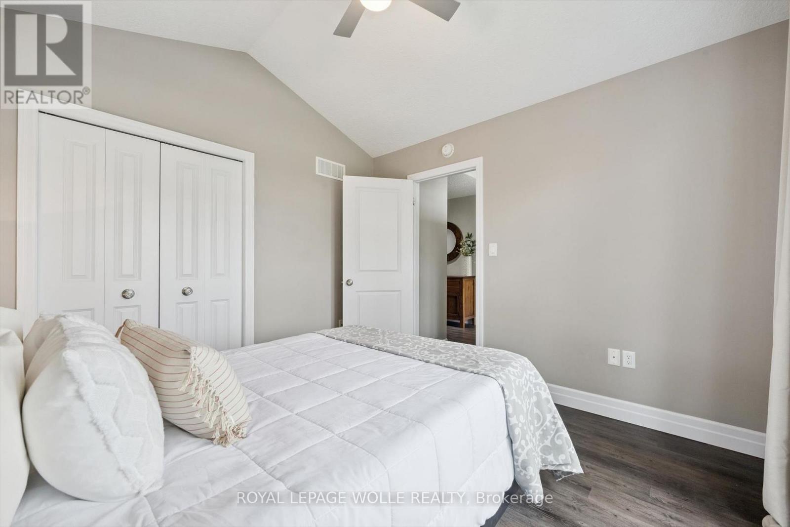 












92 JACOB STREET W

,
East Zorra-Tavistock,




Ontario
N0B2R0

