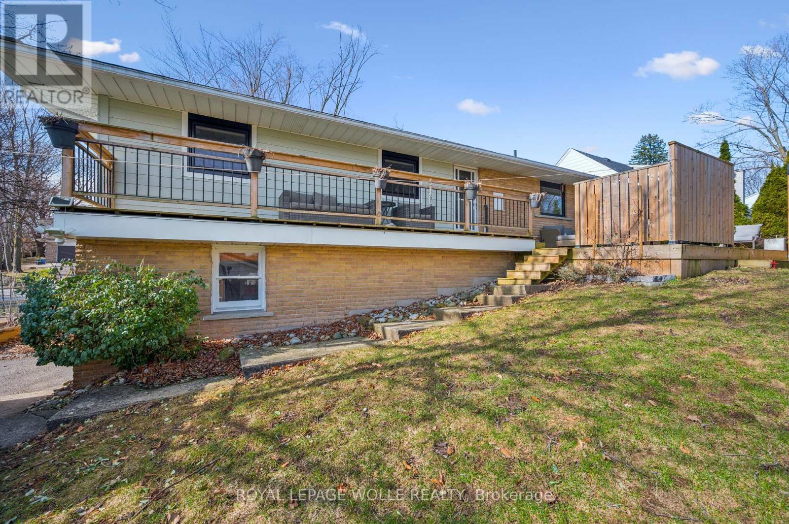 












144 RIPPLEWOOD CRESCENT

,
Kitchener,




Ontario
N2M4R8

