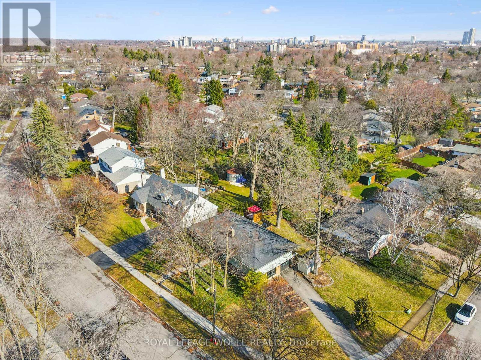 












144 RIPPLEWOOD CRESCENT

,
Kitchener,




Ontario
N2M4R8

