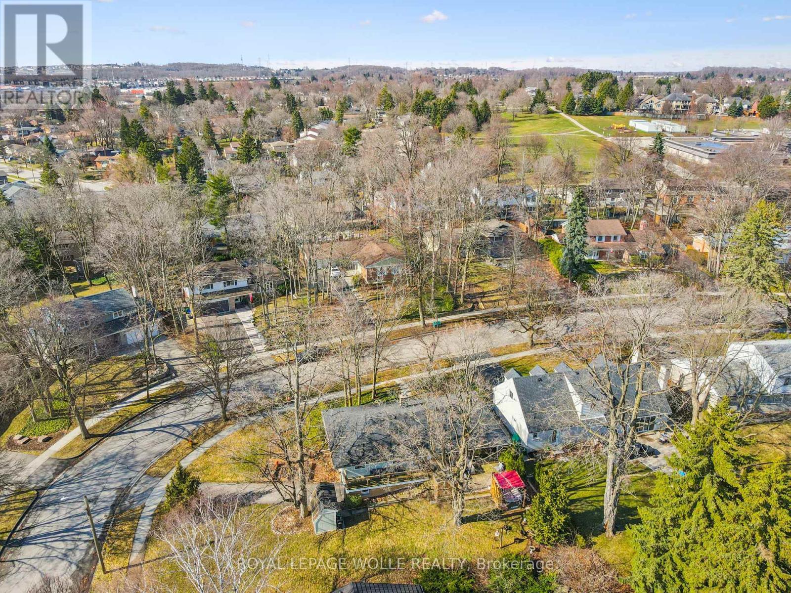 












144 RIPPLEWOOD CRESCENT

,
Kitchener,




Ontario
N2M4R8

