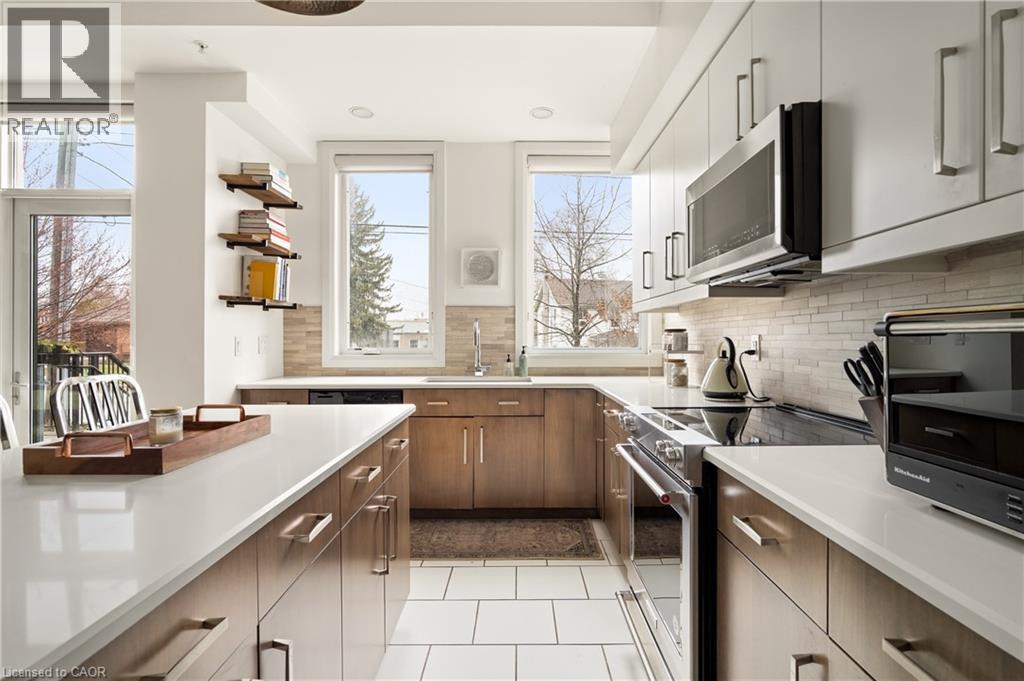 












53 ARTHUR Street S Unit# AT 3

,
Guelph,




Ontario
N1E0P5

