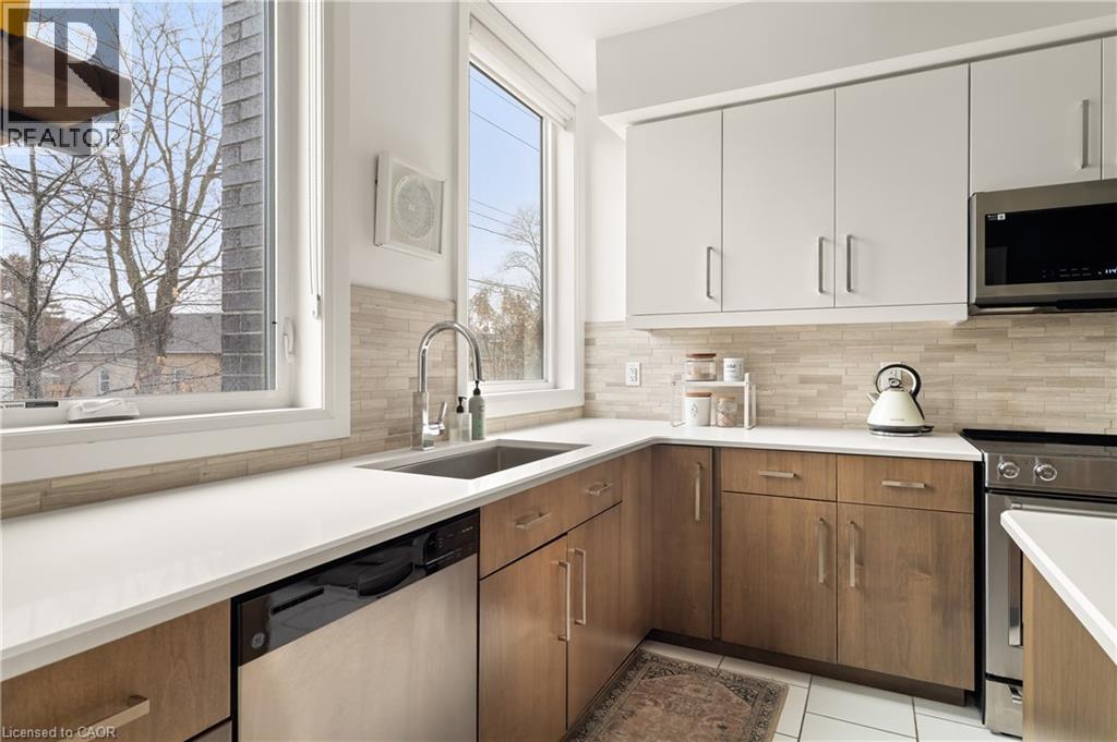 












53 ARTHUR Street S Unit# AT 3

,
Guelph,




Ontario
N1E0P5

