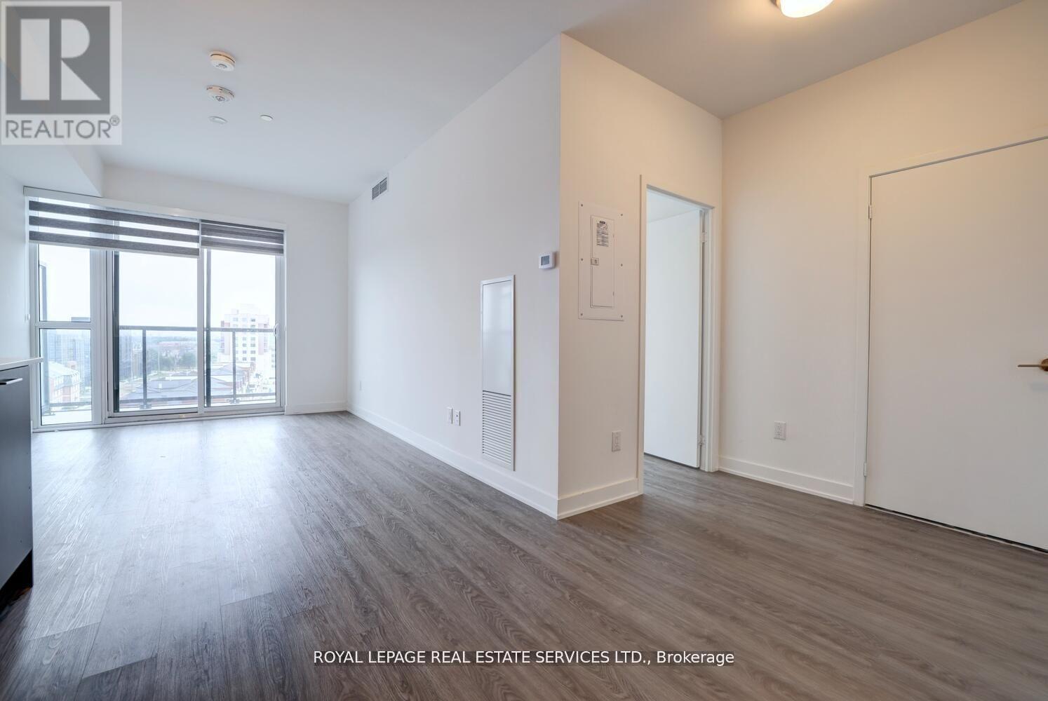 












712 - 3005 PINE GLEN ROAD

,
Oakville,




Ontario
L6M5P5

