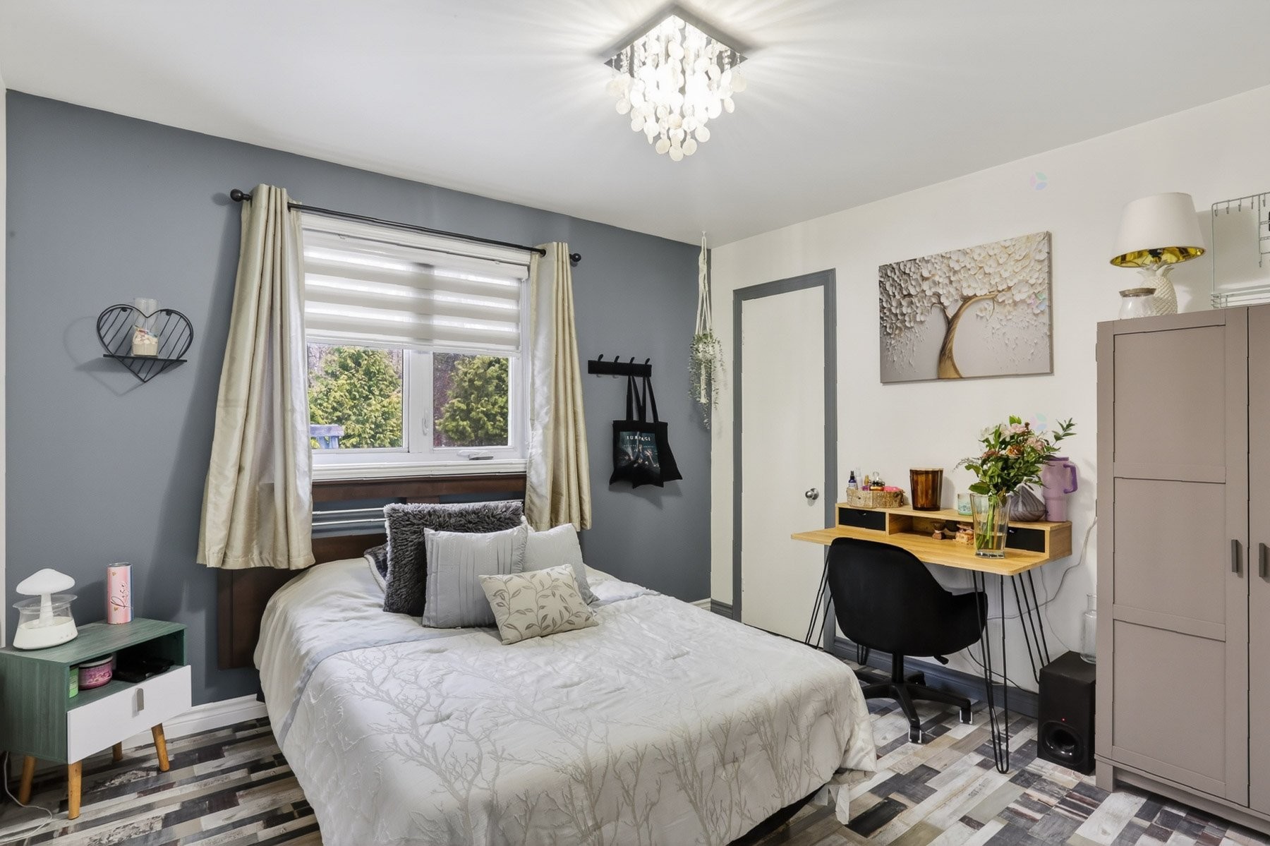 









8313


Av. des Grands-Jardins

,
Shawinigan,




QC
G9N7H6

